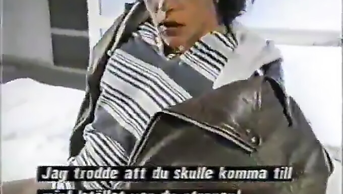 Vintage Änglar Och Coeds I Fantastisk Retroporr