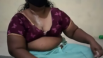 Sinnliches Indisches Mädchen Aus Coimbatore Zieht Sich Aus Und Gibt Einen Heißen Handjob