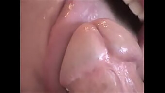 Intimate Oral Pleasure Captured In Close-Up