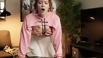 Amatööri Video-Ominaisuudet Busty Tyttö Suuret Luonnolliset Rinnat