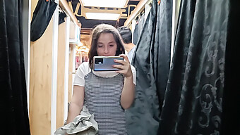 Public Sex: Teen Girl Gives A Blowjob To Cum In Clothes Store