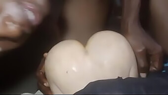 Instruindo Sexo Anal Lésbico Intenso Com Mulheres Russas