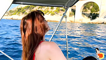 Stacy, Une Superbe Brune, Se Livre À Une Activité Sexuelle Intense À Bord D'Un Luxueux Yacht