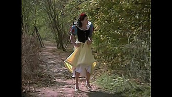 Disney'S Snow White In Xxx Rendition