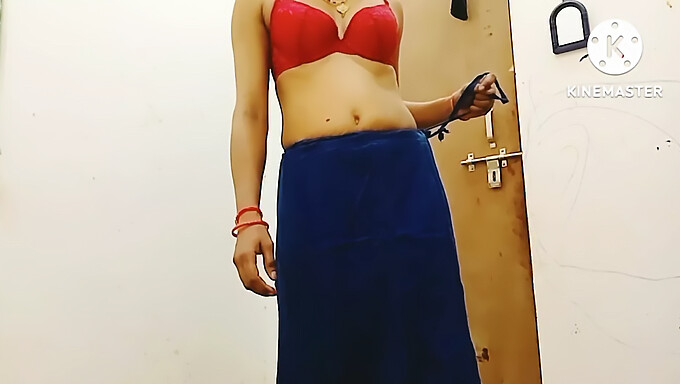 Mature Indian Housewife In Traditional Attire Undresses And Pleasures Herself