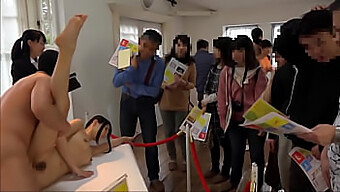 Aoi Shirosaki And Her Friends Get Wild At Art Show