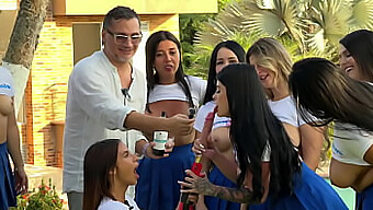 Orgy Lésbico Caliente Y Sensual Con Las Mujeres Latinas Más Hermosas. Especial De Podcast De Juan Bustos.