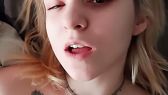 Orgasmo Solo Intenso De Uma Garota Russa Capturado Em Close-Up