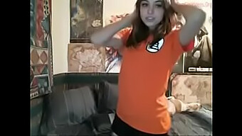 Nerdy Girl Dances Seductively In Goku Cosplay