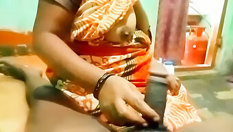 Indian Aunty'S Homemade Video Of Sex And Masturbation