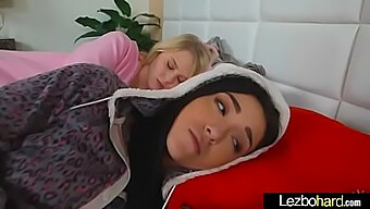 Lily Rader Y Kiley Jay En Un Encuentro Lésbico Caliente, Con Lamidas De Coño Y Juego Anal