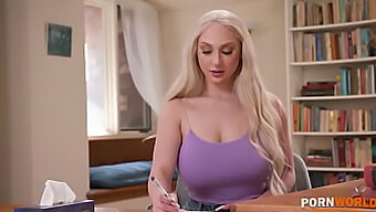 Skylar Vox, Seorang Blonde Yang Berisi, Bertemu Dengan Dua Narapidana Yang Melarikan Diri Dalam Pertemuan Threesome Yang Panas