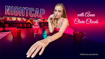 Virtual Reality-Oplevelse Med Den Fantastiske Blondine Anna Claire Clouds, Der Udtrykker Taknemmelighed For At Redde Hende Fra En Katastrofal Date Med Fantastisk Sexlegetøj