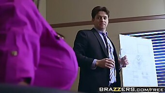 Brazzers: Executive Priya Price, Preston Parker Tarafından Ofiste Sikişiyor